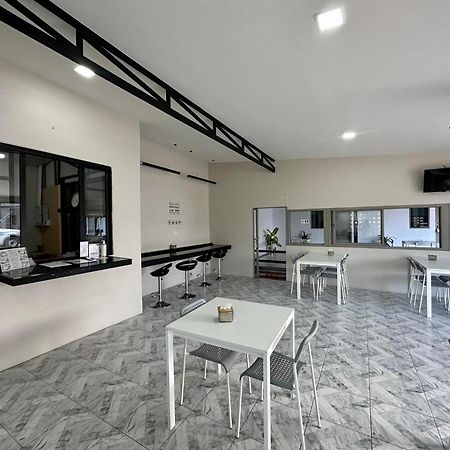 לינה וארוחת בוקר Juni House צ'ומפון מראה חיצוני תמונה