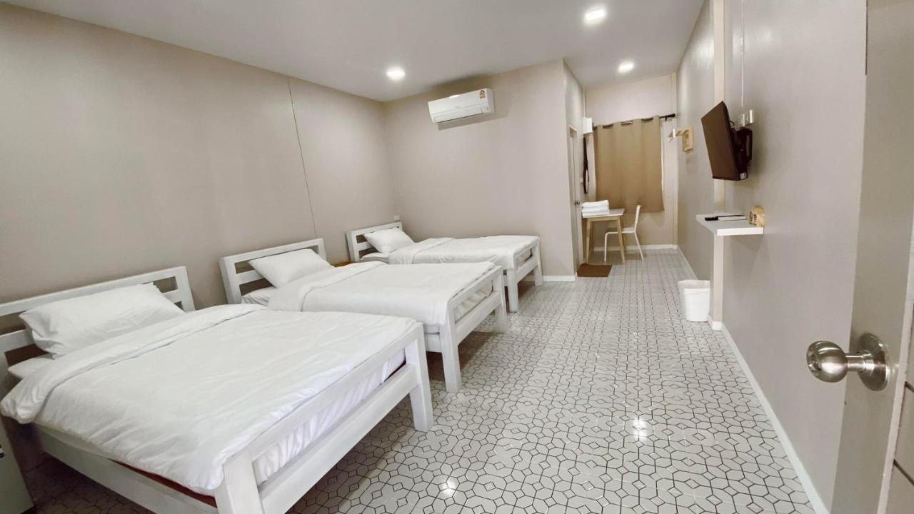 לינה וארוחת בוקר Juni House צ'ומפון מראה חיצוני תמונה